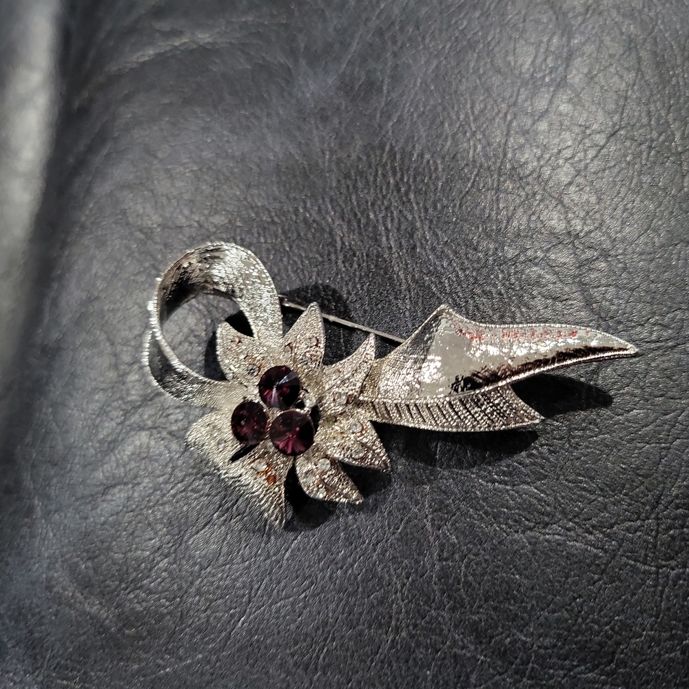 Fashion Brooch